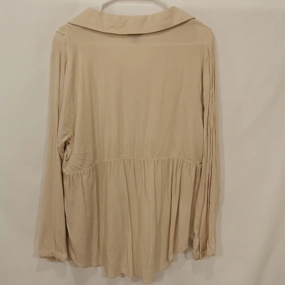 Torrid Lace Trim Tunic Top in Light Beige/Cream - Sz 1X Open To Offers - Picture 8 of 11